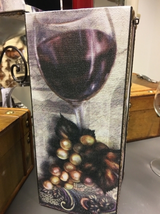 1 houten kist voor een fles wijn, rechtop, hout met canvas afbeelding wijn + druif